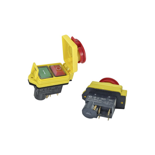 Кнопка для бетономешалки CK21D-5P, 73*39 мм, с крышкой (5 контактов) Кнопка для бетономешалки CK21D-5P, 73*39 мм, с крышкой (5 контактов)