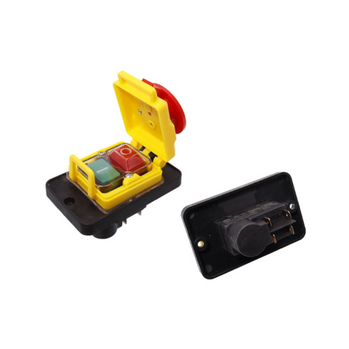 Кнопка для бетономешалки DZ-6-2 88х56 мм с рамкой и крышкой (4 контакта) Кнопка для бетономешалки DZ-6-2 88х56 мм с рамкой и крышкой (4 контакта)